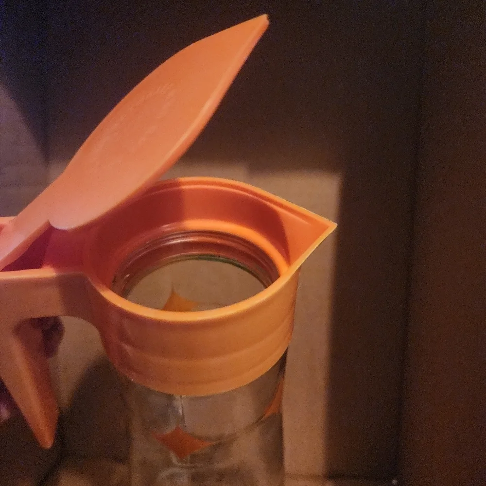 VTG MCM Anchor Hocking Orange Starburst Pitcher vibrant mid-century entertaining